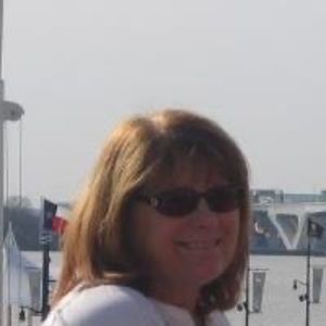 Meet your Posher, Debra